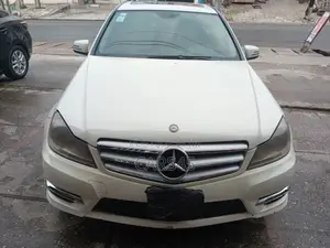Mercedes-Benz C250 2012 Silver