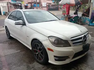 Mercedes-Benz C250 2012 Silver