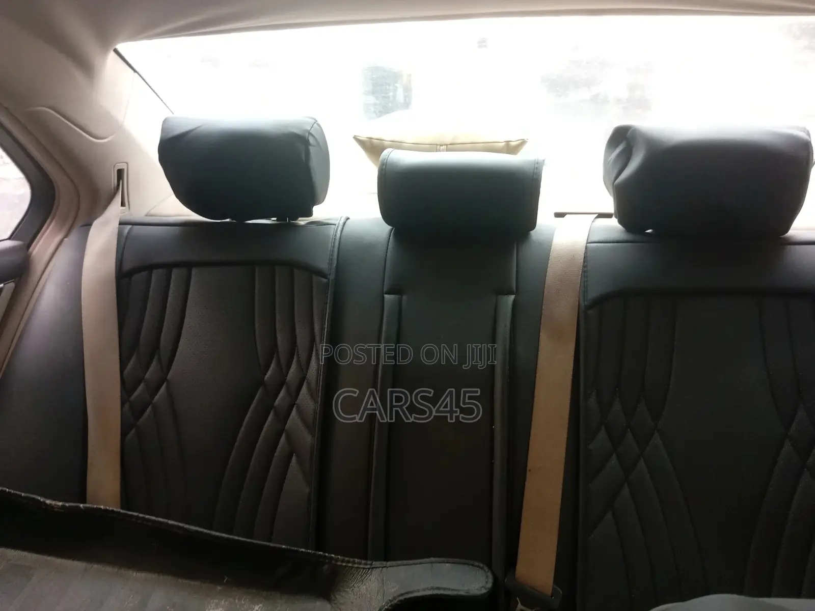 Mercedes-Benz C250 2012 Silver