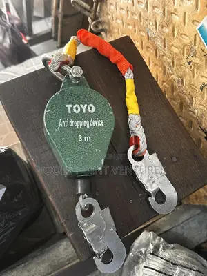 Fall Arrester/ Self-retracting Lifeline