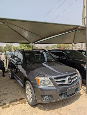 Mercedes-Benz GLK-Class 2010 Gray