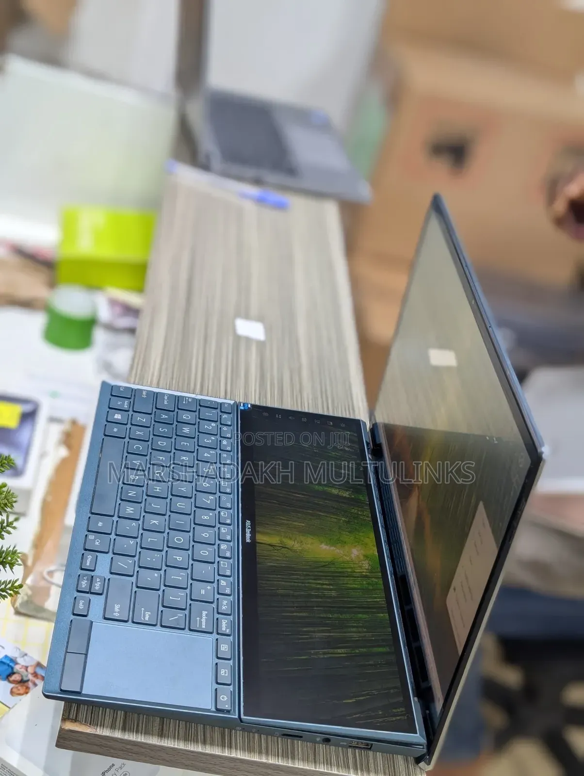 Laptop Asus Zenbook Duo 14 8GB Intel Core i7 SSD 512GB