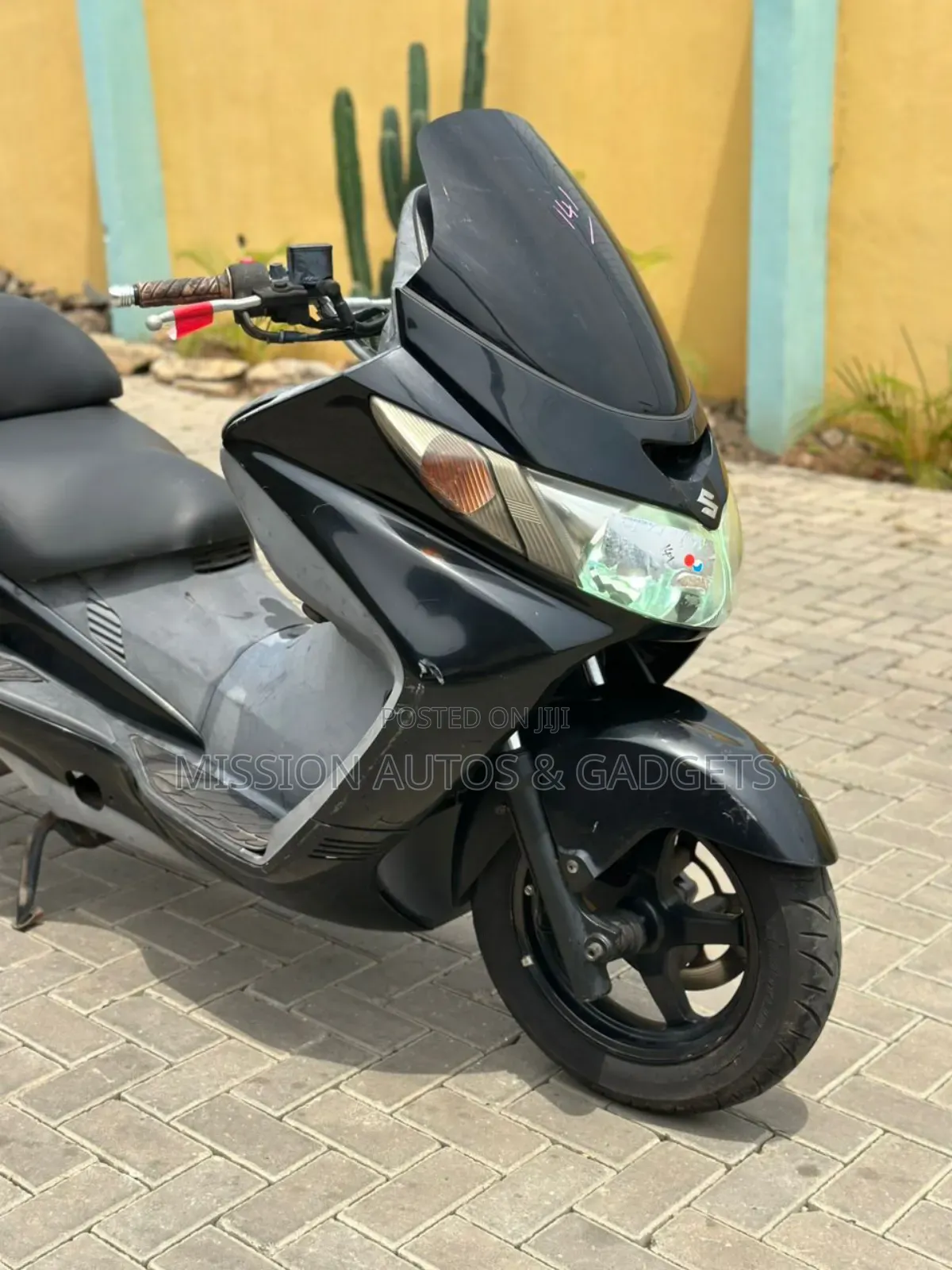Suzuki Burgman 2016 Black
