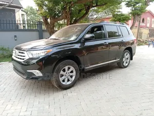 Toyota Highlander 2012 Black