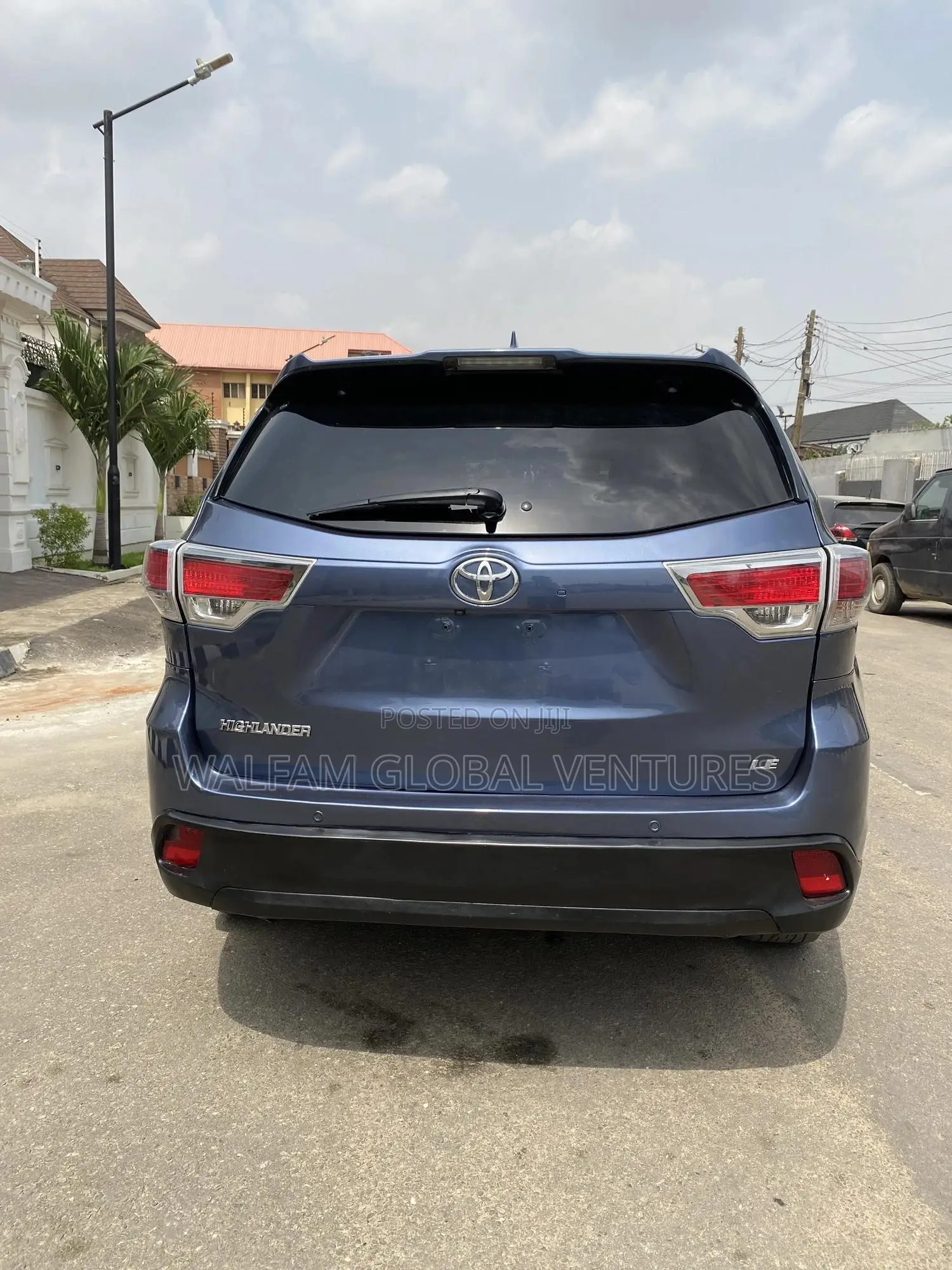Toyota Highlander 2015 Blue
