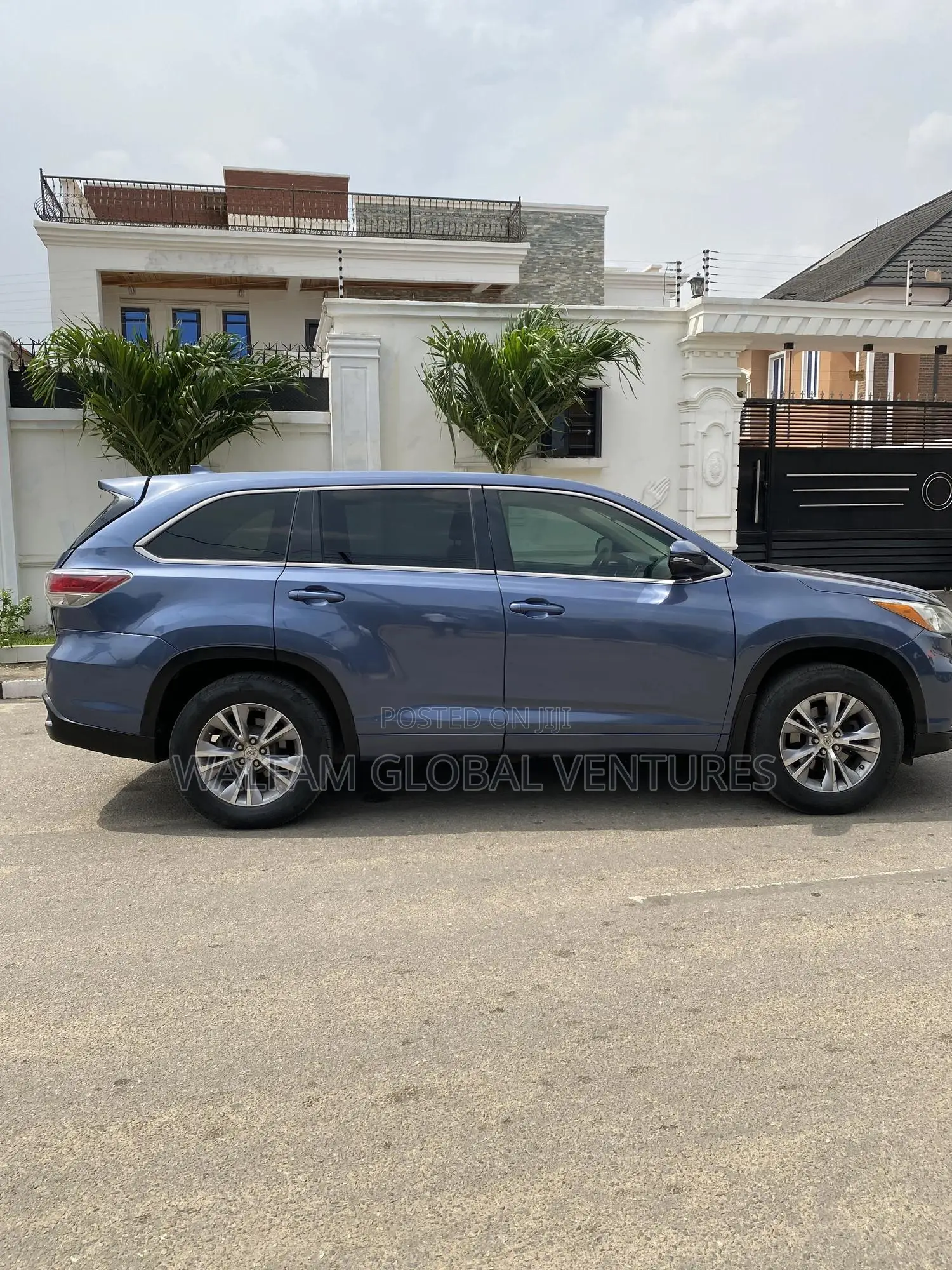 Toyota Highlander 2015 Blue