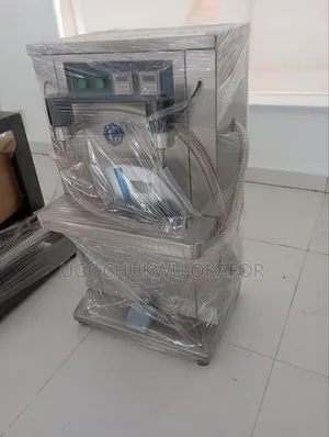 Liquid Oil Filling Machine