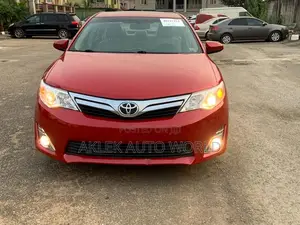 Toyota Camry XLE V6 4dr Sedan (3.5L 6cyl 6A) 2012 Red