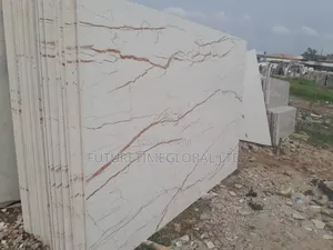 Creamy-Gold Marble Quartz Slab