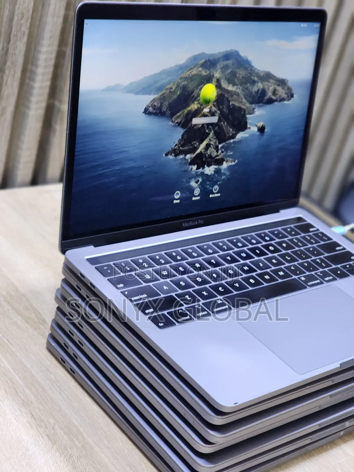 Laptop Apple MacBook Pro 2019 16GB Intel Core i7 SSD 256GB