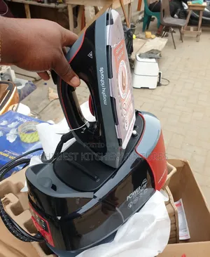 Morphy Richards Power Steamelite Generator Steam Iron - 2400w
