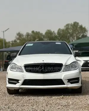 Mercedes-Benz C250 2014 White