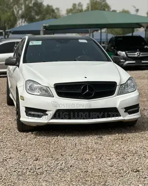 Mercedes-Benz C250 2014 White