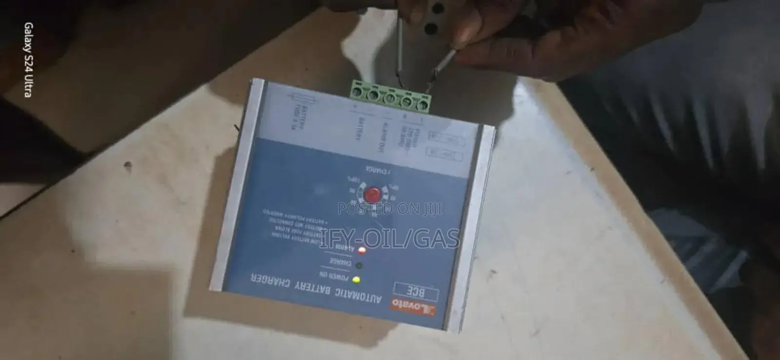 Automatic Battery Charger