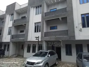 4bdrm Townhouse/Terrace in Guzape for sale