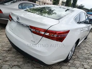 Toyota Avalon 2013 White