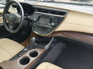 Toyota Avalon 2013 White