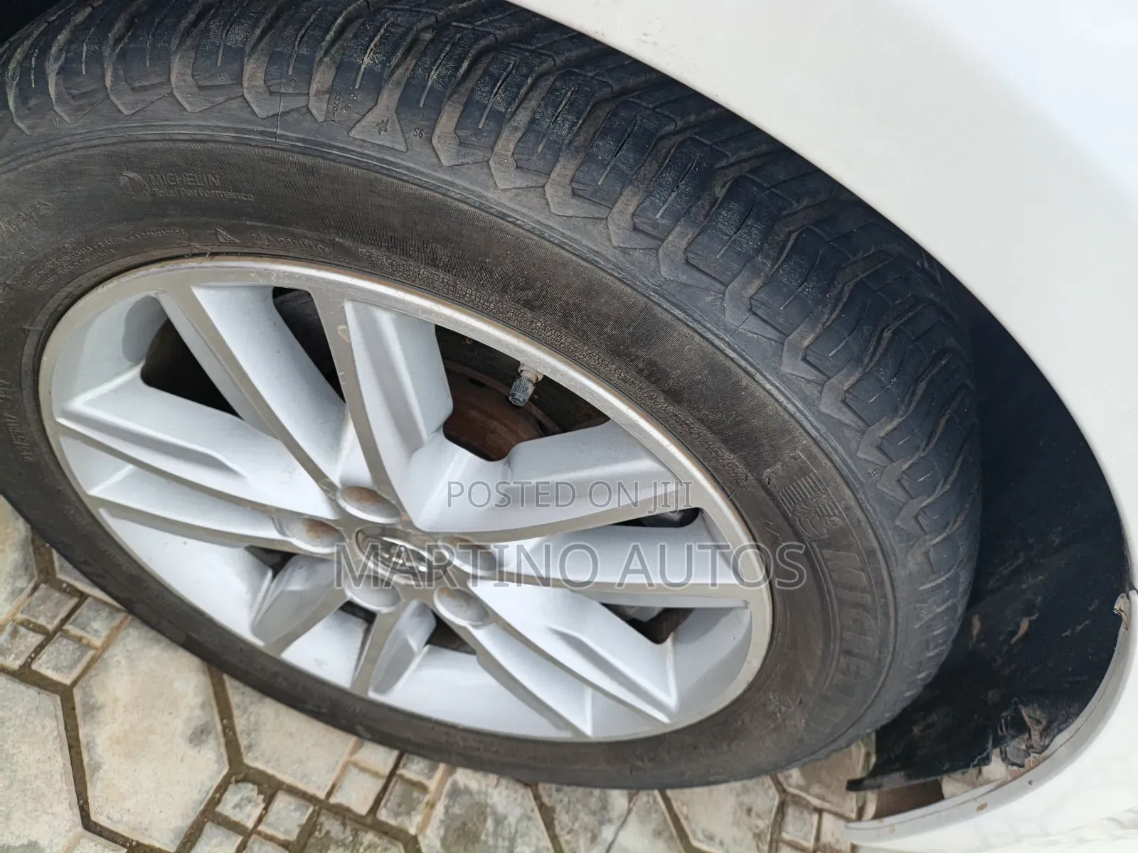 Toyota Avalon 2013 White