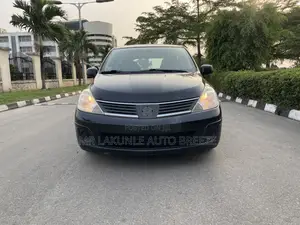 Nissan Versa 2009 Black