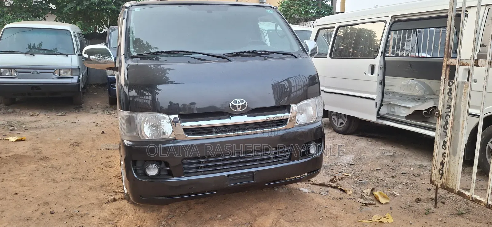 Toyota HiAce 2010 Grey