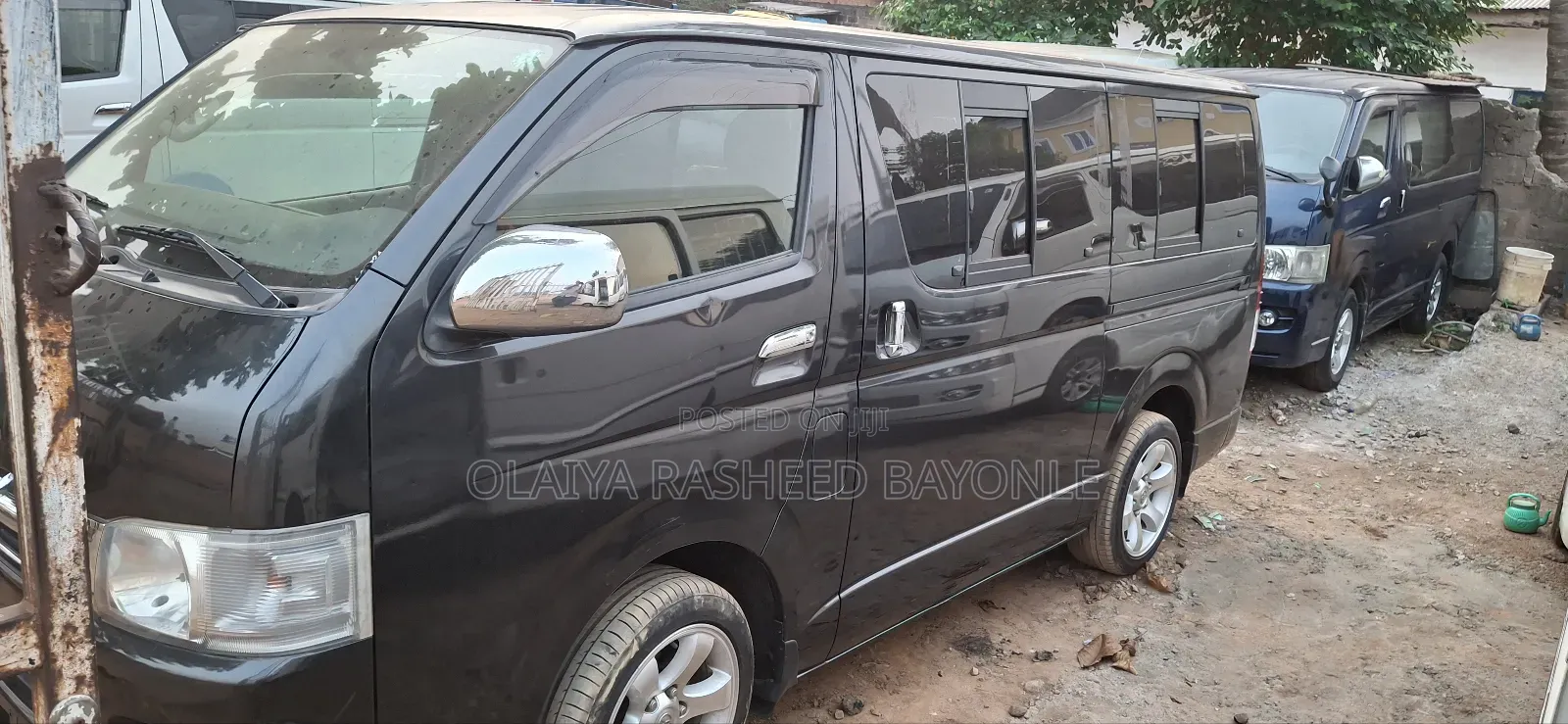 Toyota HiAce 2010 Grey