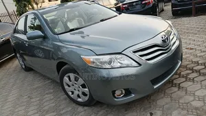 Toyota Camry 2010 Green