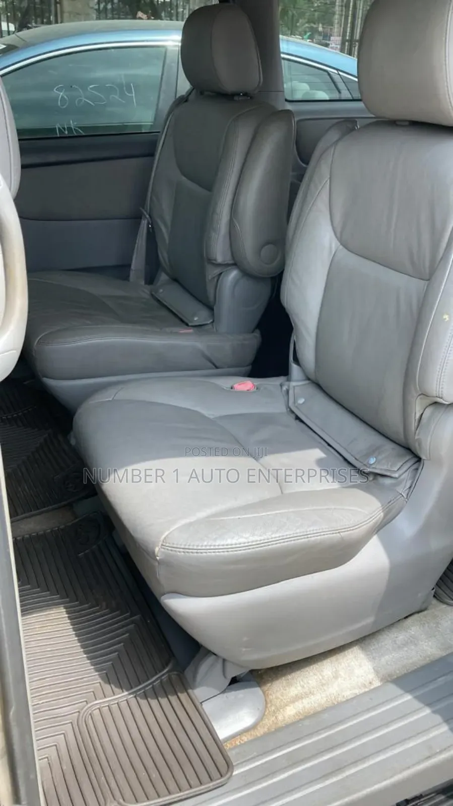 Toyota Sienna 2006 Silver