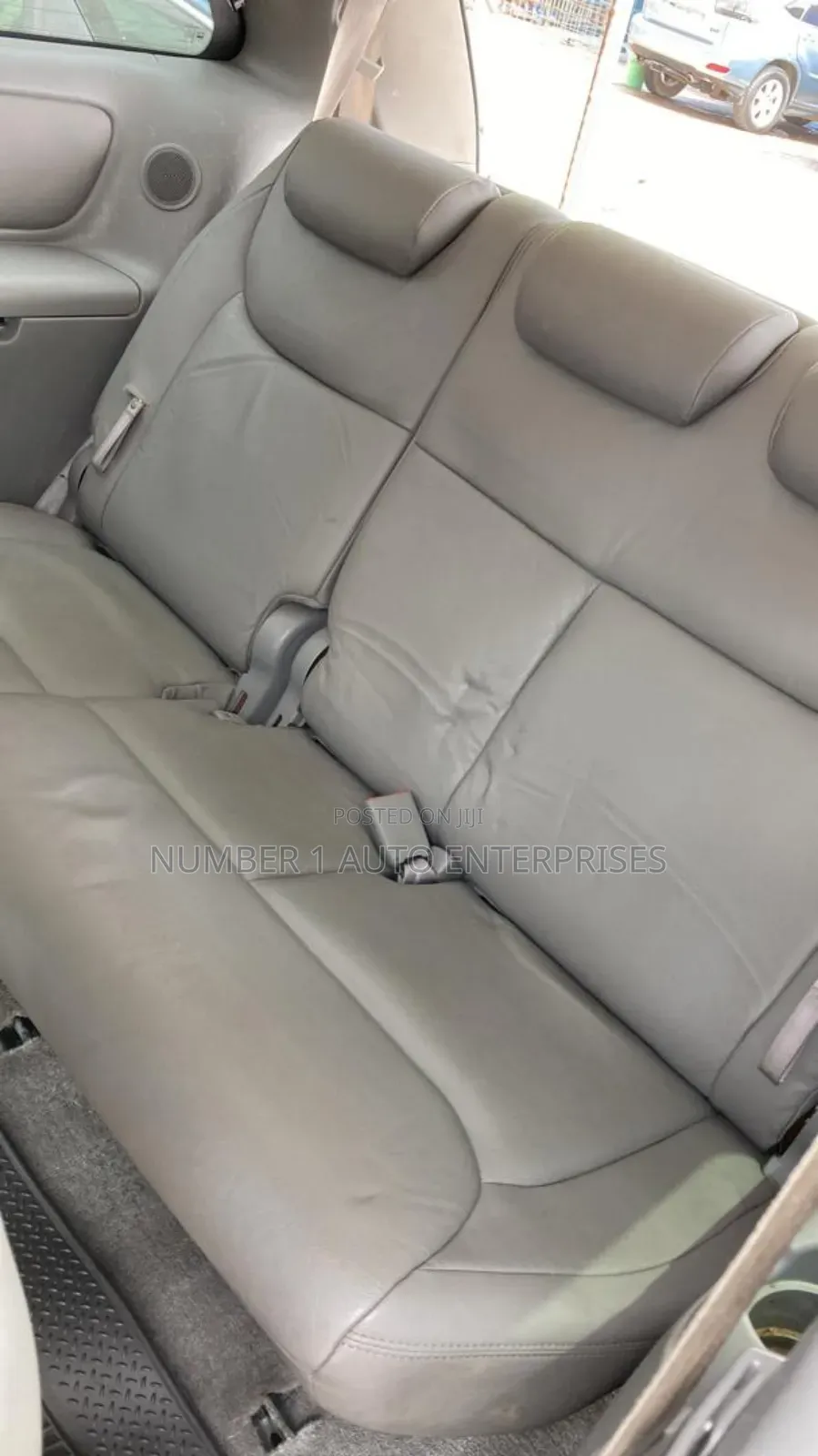 Toyota Sienna 2006 Silver