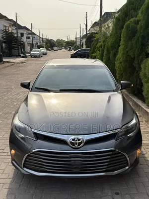 Toyota Avalon XLE FWDSedan (3.6L 6cyl 6A) 2016 Gray