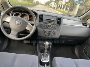 Nissan Versa 2009 Black