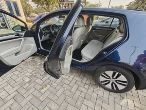 Volkswagen Golf TSI SEL 4-Door FWD 2016 Blue