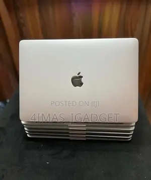 Laptop Apple MacBook Pro 2021 M1 8GB Apple M1 SSD 256GB