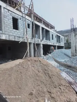 4bdrm Maisonette in Guzape for sale