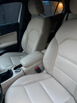 Mercedes-Benz GLA 250 2016 White