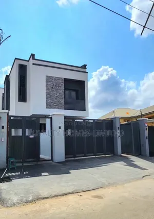 4bdrm Duplex in Ogba for sale