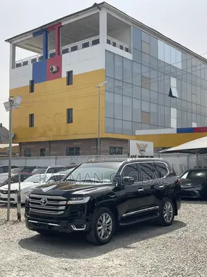 Toyota Land Cruiser 4.6 V8 VX-R 2014 Black
