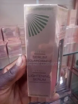 Makari 24 K or Serum Eclaircissant Avec Omega 3 Probiotics Gold Lightn