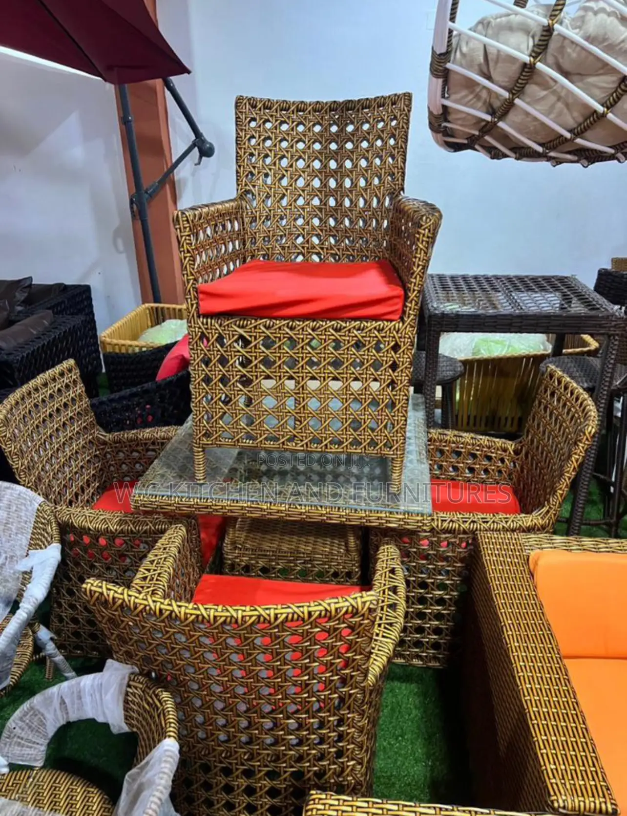Bar Table and Chairs With Padded Seat