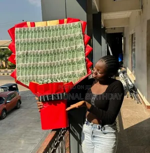 Money Fan in Lagos