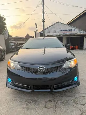 Toyota Camry SE Limited Edition 4dr Sedan (2.5L 4cyl 6A) 2012 Gray