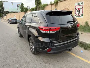 Toyota Highlander XLE 2019 Black