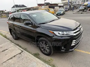 Toyota Highlander XLE 2019 Black