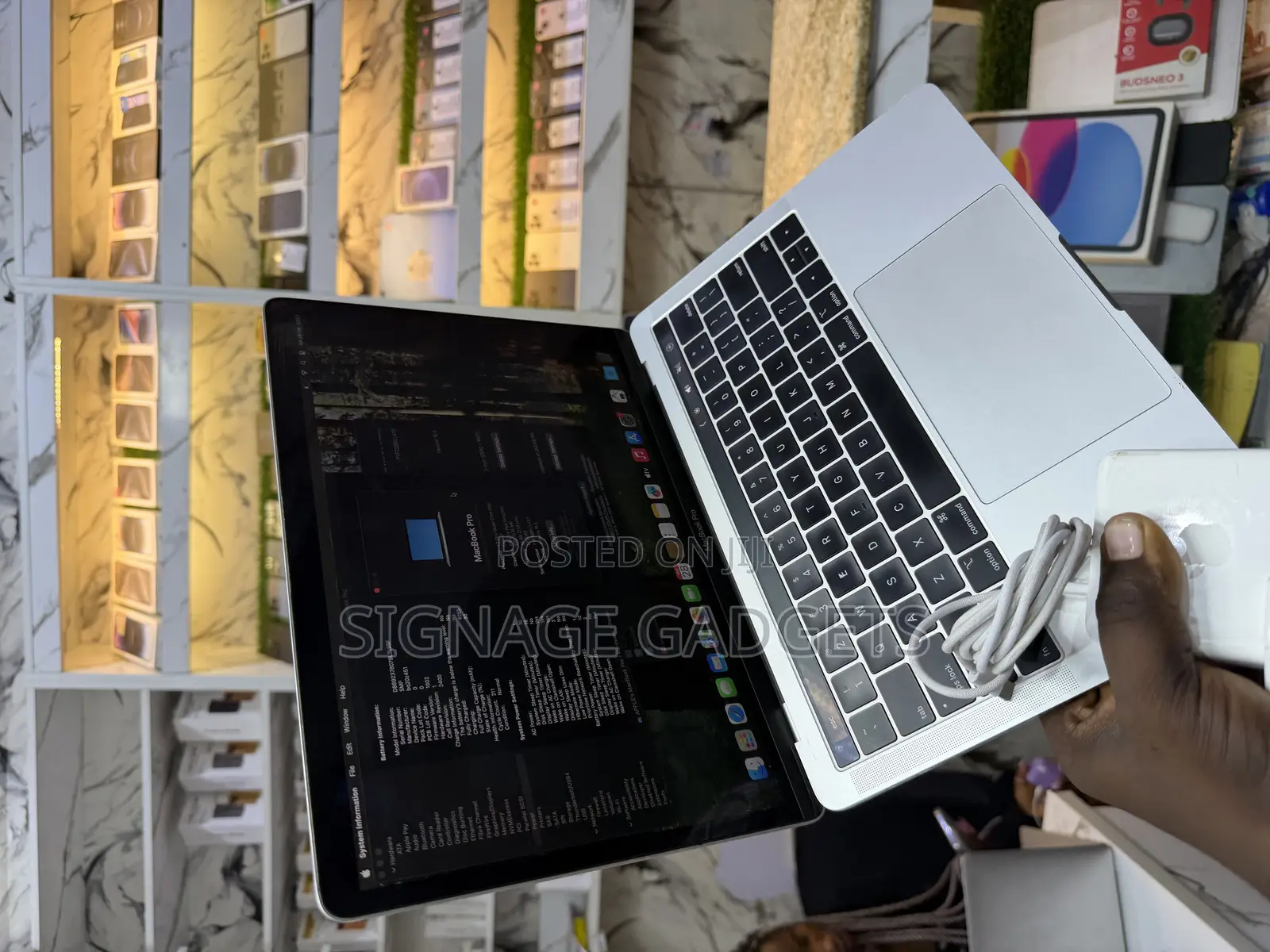 Laptop Apple MacBook Pro 2019 16GB Intel Core i7 SSD 256GB