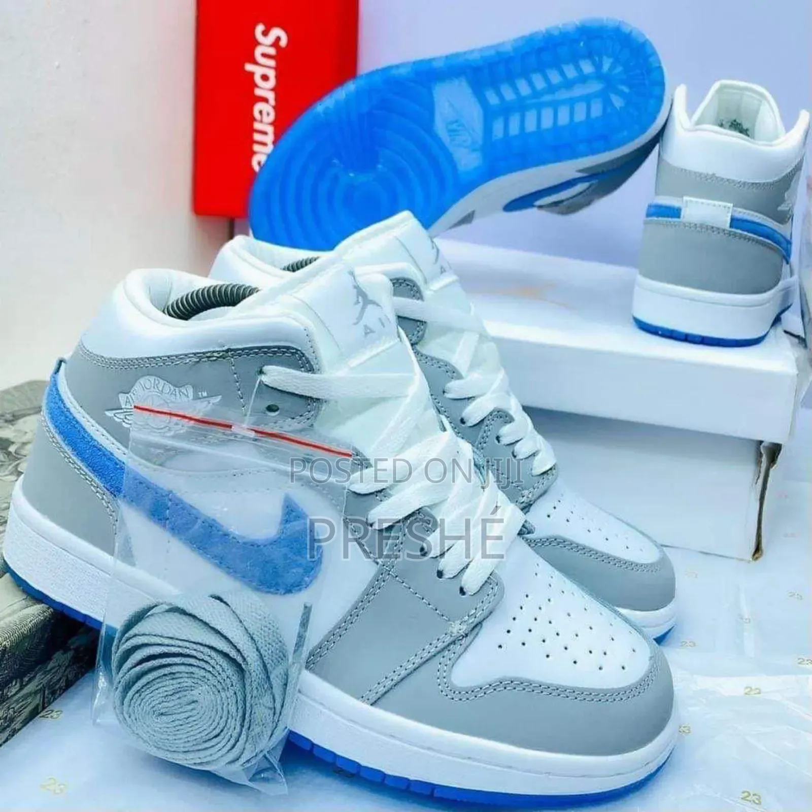 Nike Canvas