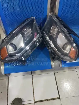 Dodge Durango 2016 Model Headlight Left And Right Side.