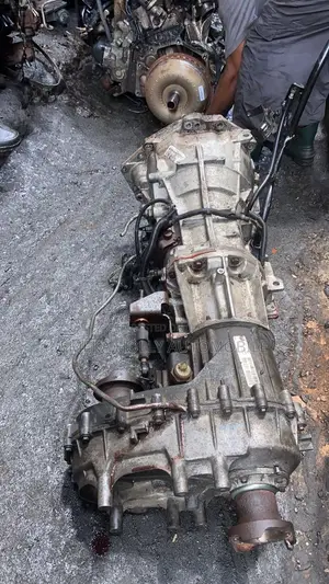 Jeep Wrangler 3.8 Liter Transmission Gear Box Direct Tokunbo Used.