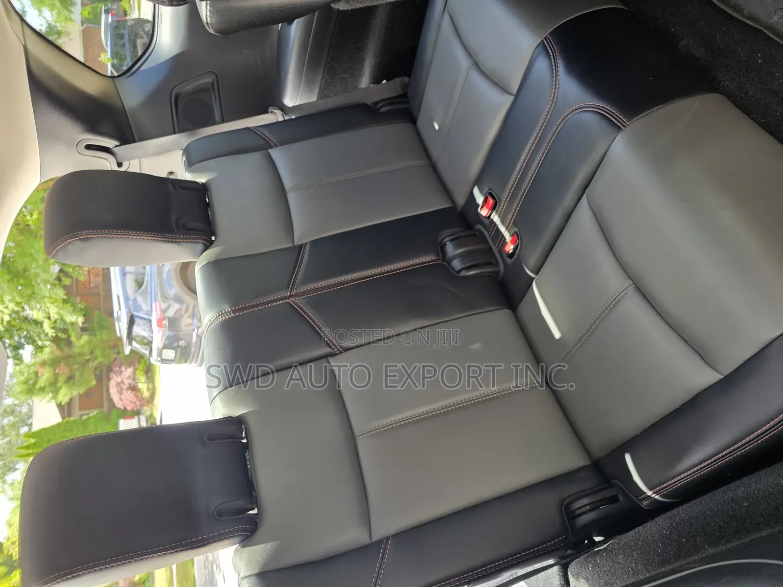 Nissan Pathfinder Platinum 2019 White