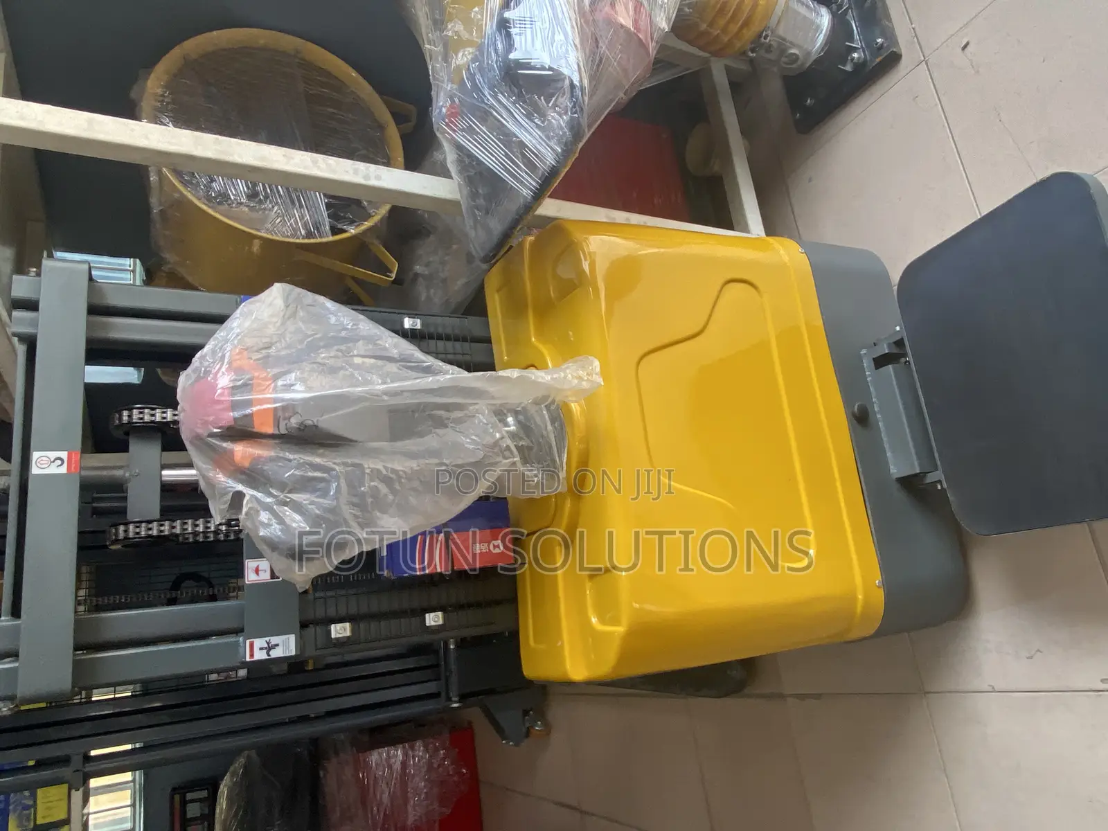 Full Electric Stacker 2tons