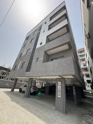 3bdrm Apartment in Lekki for rent