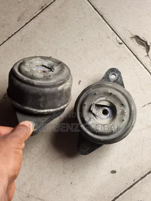 C300 2013 Front Engine Sit
